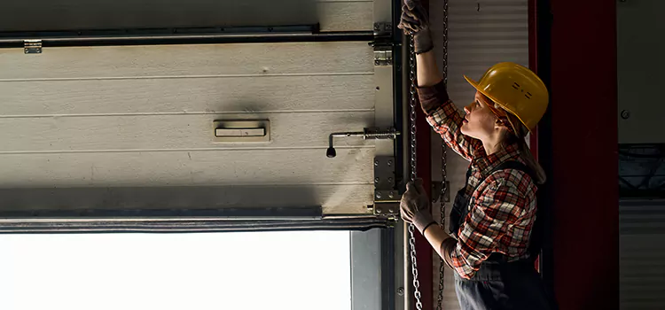 Addressing Common Garage Door Stoppage Issues in Grand Island, NE